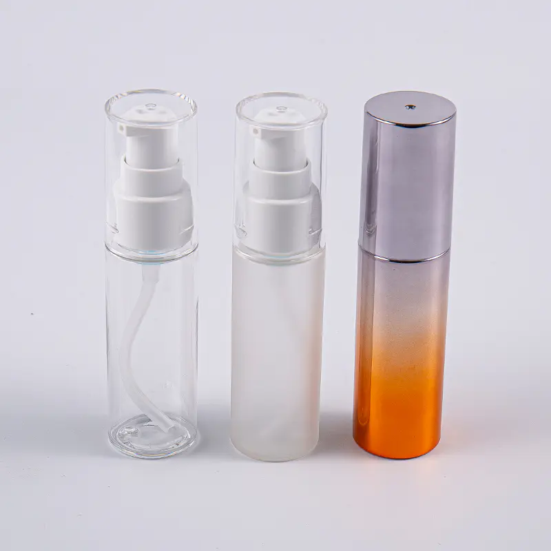 Olika färger Rund form 30ml PETG Lotionflaska med pump Resanvändning